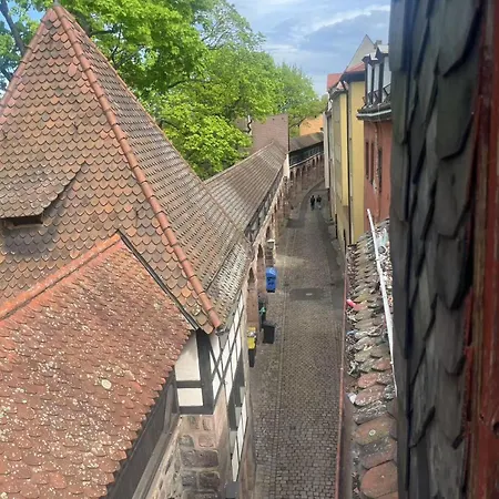 Διαμέρισμα Ancient *